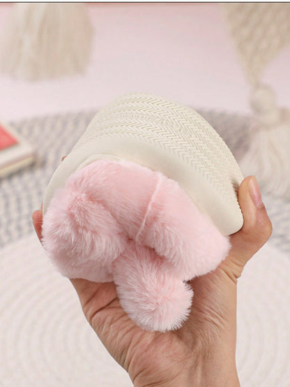 زوج من الأحذية الداخلية الكرتونية الأرنب الجميلة للبنات ، أحذية المنزل المناسبة للأطفال الصغار ، مناسبة للخريف والشتاء