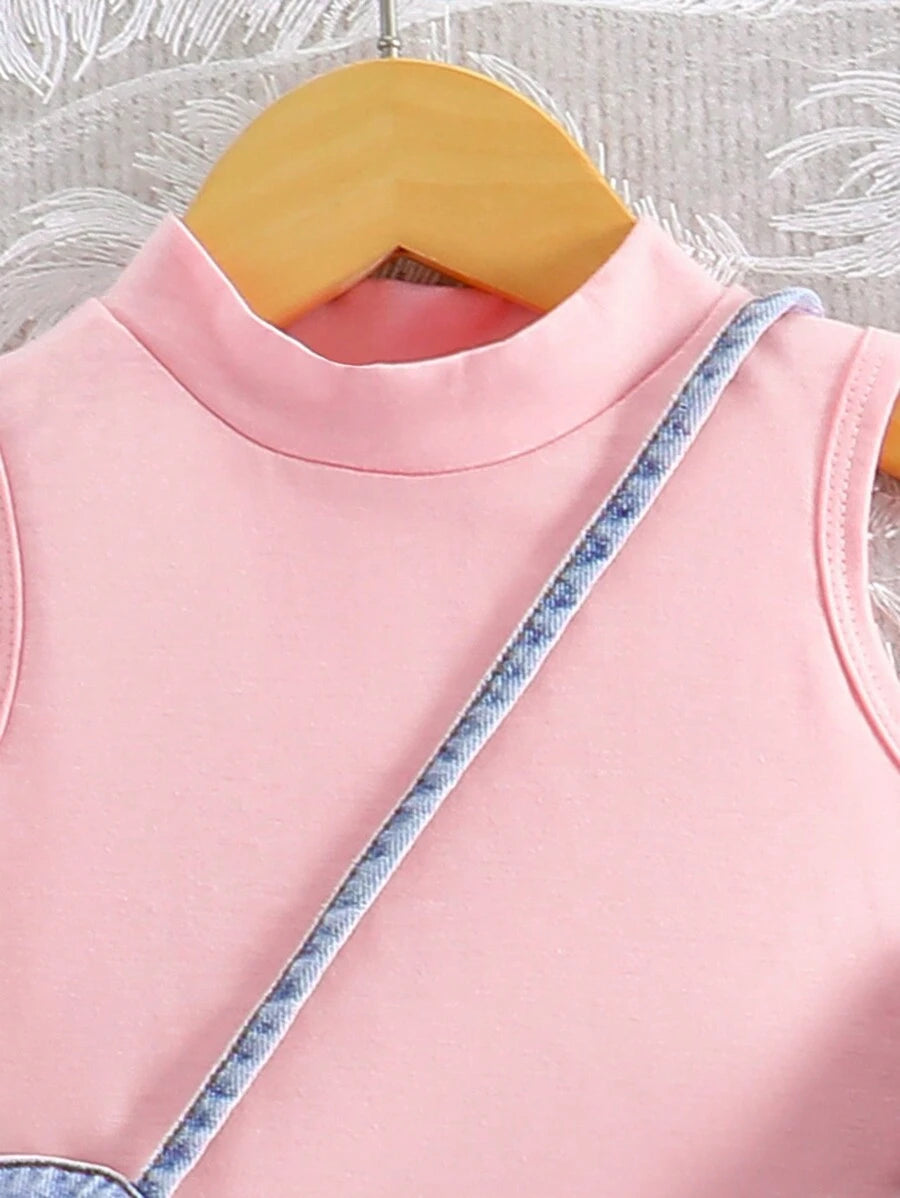 أطقم بنات صغيرة