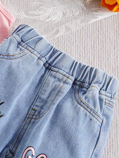 أطقم بنات صغيرة