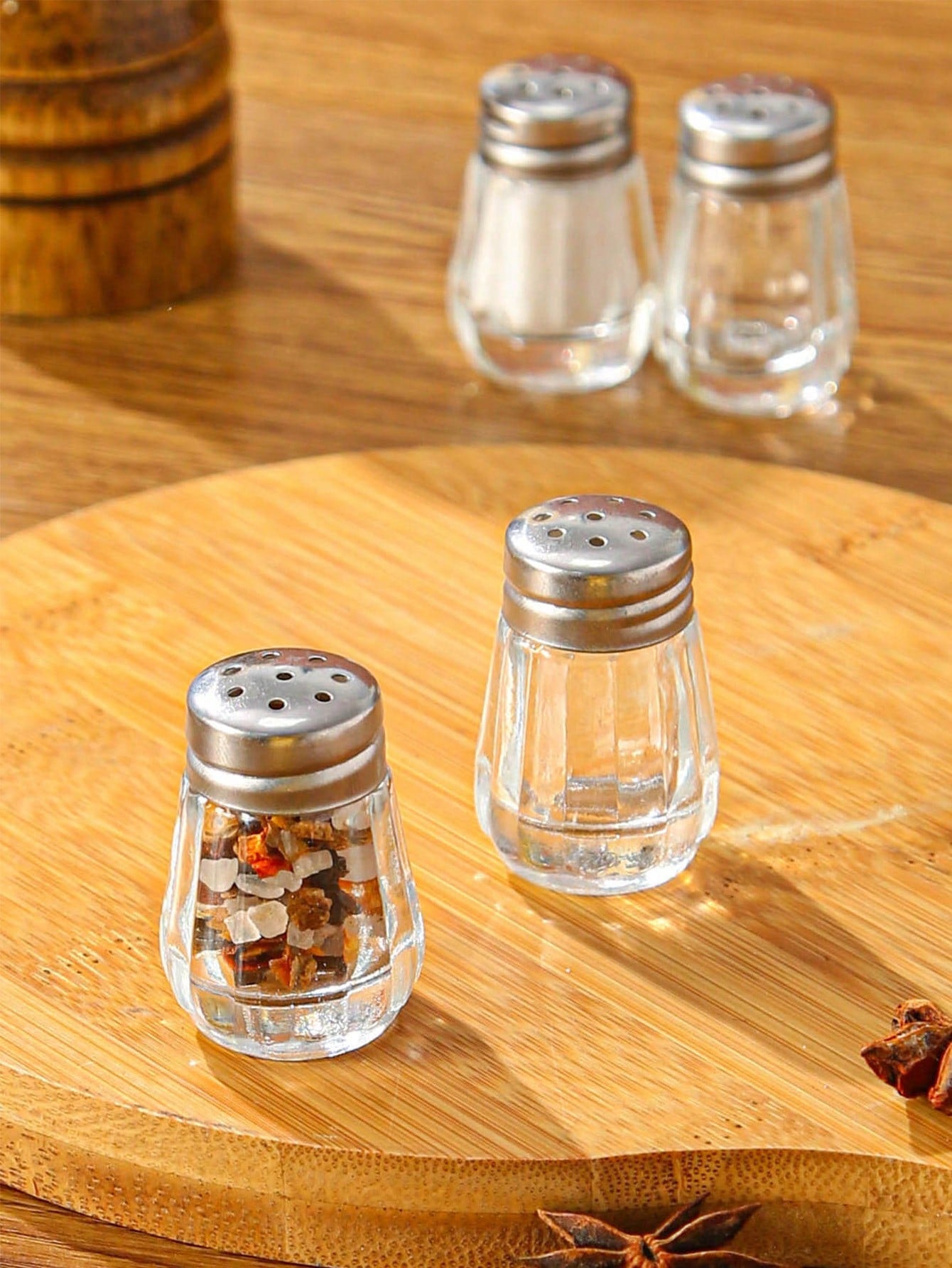 جرة التوابل الشفافة 2قطع وزجاجة ملح صغيرة بسيطة ومحمولة للمطبخ