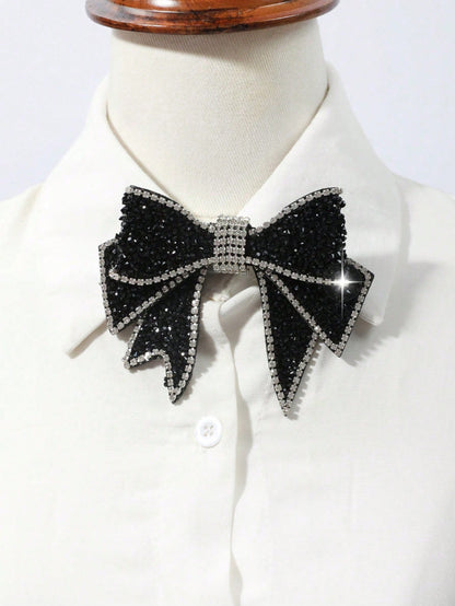 ربطات عنق نسائية