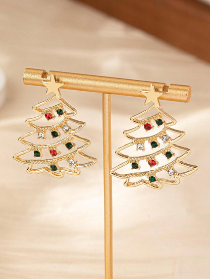 زوج من الأقراط المعدنية بتصميم شجرة عيد الميلاد