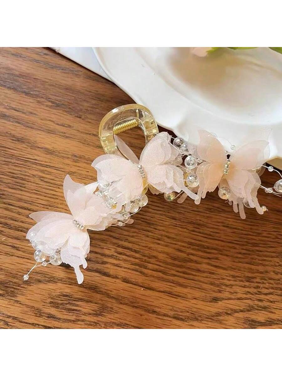 زرادية شعر جميلة ورقيقة من الشباك والخرز بشكل فراشة