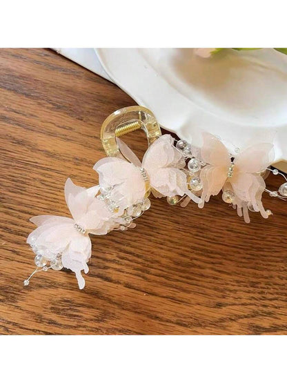 زرادية شعر جميلة ورقيقة من الشباك والخرز بشكل فراشة