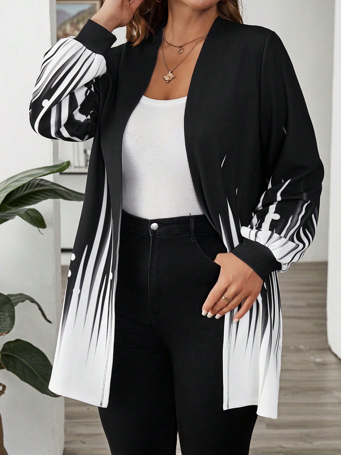 جاكيت نسائية بأكمام طويلة وحجم زائد مطبوعة