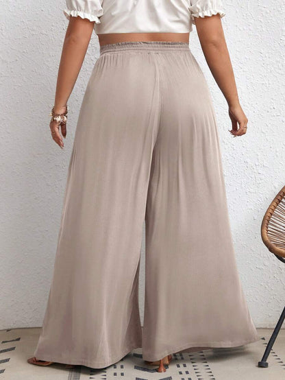 ملابس سفلية حجم كبير