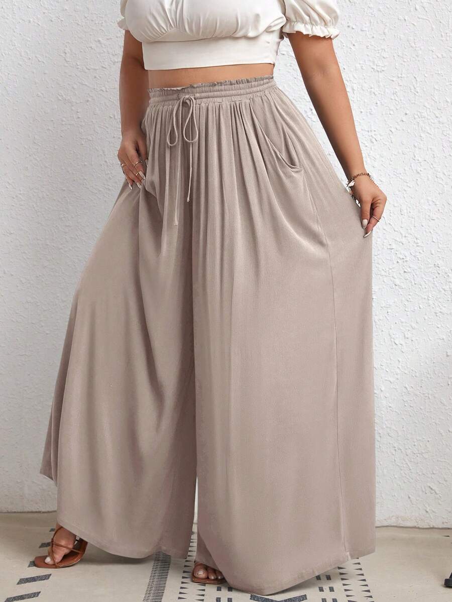 ملابس سفلية حجم كبير