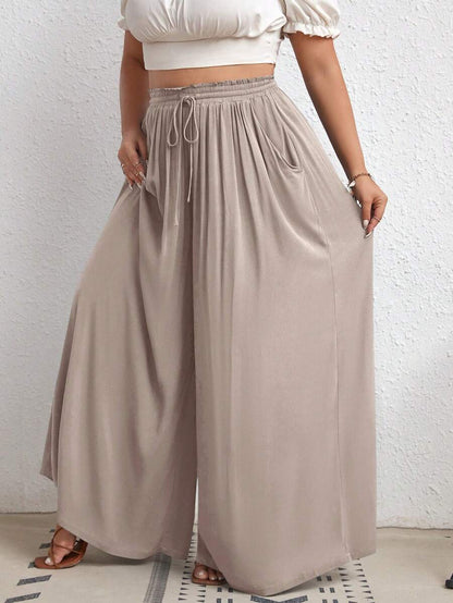 ملابس سفلية حجم كبير