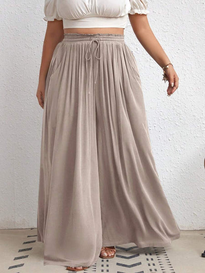 ملابس سفلية حجم كبير