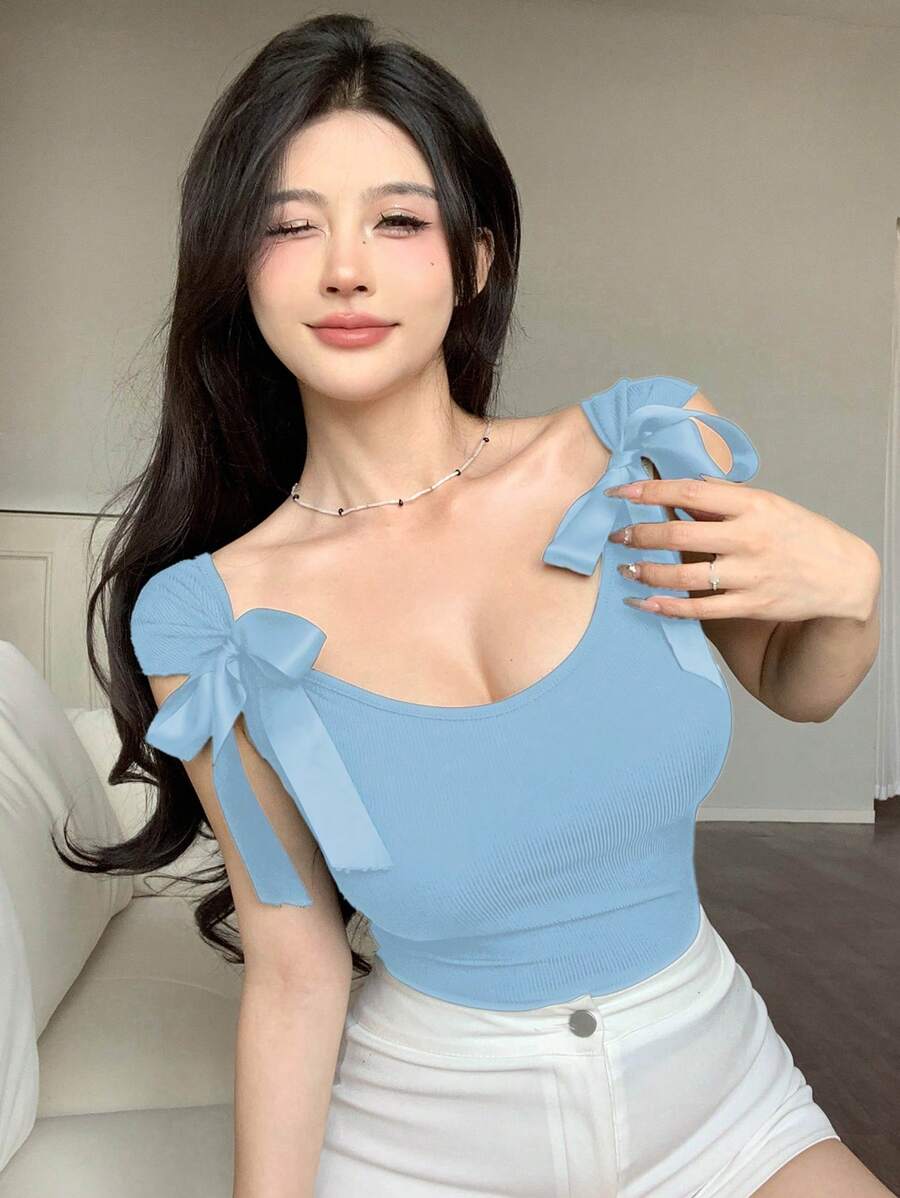 تي شيرت نسائي قصير الأكمام ضيق مع رباط ربطة العنق اللاسلكية