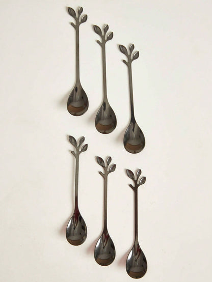 مجموعة ملعقة وشوكة بتصميم أوراق