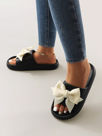 نعال نسائية ذات فيونكة لون كتلة فقاعي لطيف وجميل ، منزلية/شاطئية