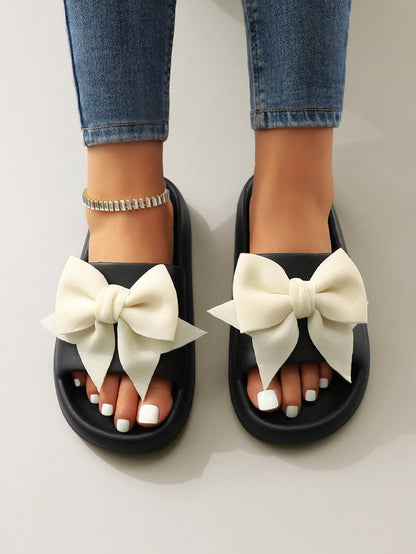 نعال نسائية ذات فيونكة لون كتلة فقاعي لطيف وجميل ، منزلية/شاطئية