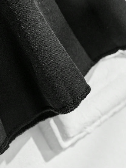 تي شيرت مع زينة القوس وأكمام منتفخة بلونين مع بنطلون بأرجل واسعة وقبعة لطفلة