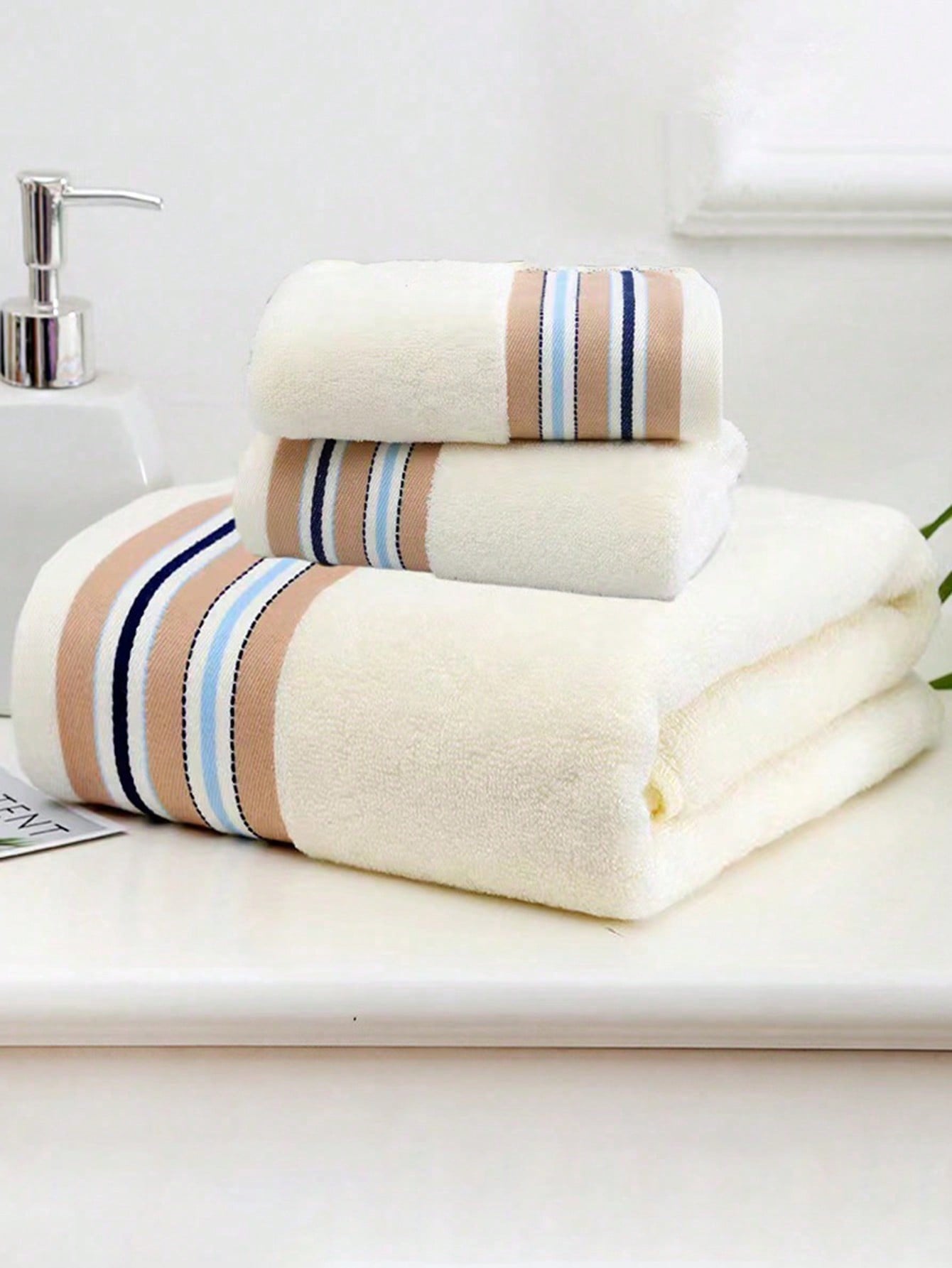 منشفة إمتصاصية ناعمة إضافية من ألياف الخيزران بخطوط واسعة لغسل الوجه والاستحمام، سميكة وجافة بسرعة، خالية من الكتان، مجموعة للجنسين للأشخاص الكبار للاستخدام المنزلي، قطعة واحدة للوجه أو قطعة واحدة للحمام، أو مجموعة من قطعة واحدة للوجه وقطعة واحدة للحمام