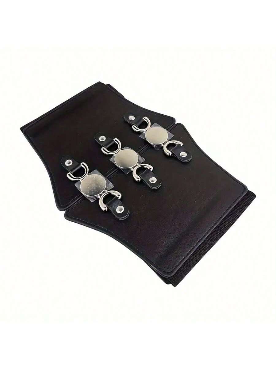 حزام بثلاثة أزرار بطراز جوتيك