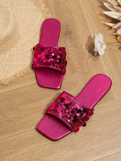 صندل مسطح نسائي عصري كبير ومقدمة مربعة ومطرز بالترتر، صيفي