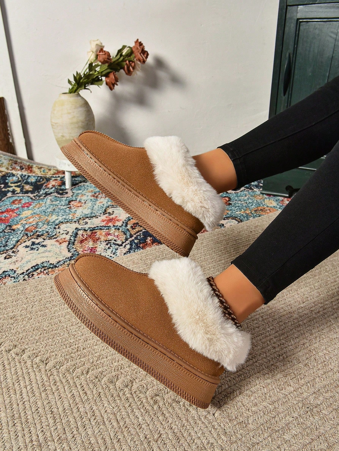 بوت ثلجي مخملي قصير مريح ودافئ للهواء الطلق