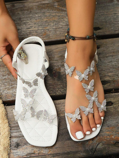 صنادل وأحذية صيفية للنساء