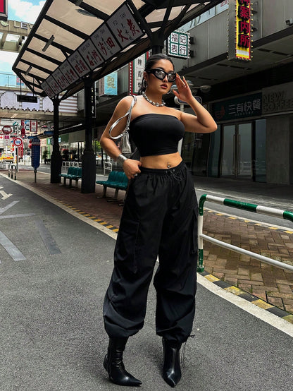 سراويل شحن سوداء فضفاضة متحررة مع جيوب كبيرة الحجم للاستخدام اليومي العادي