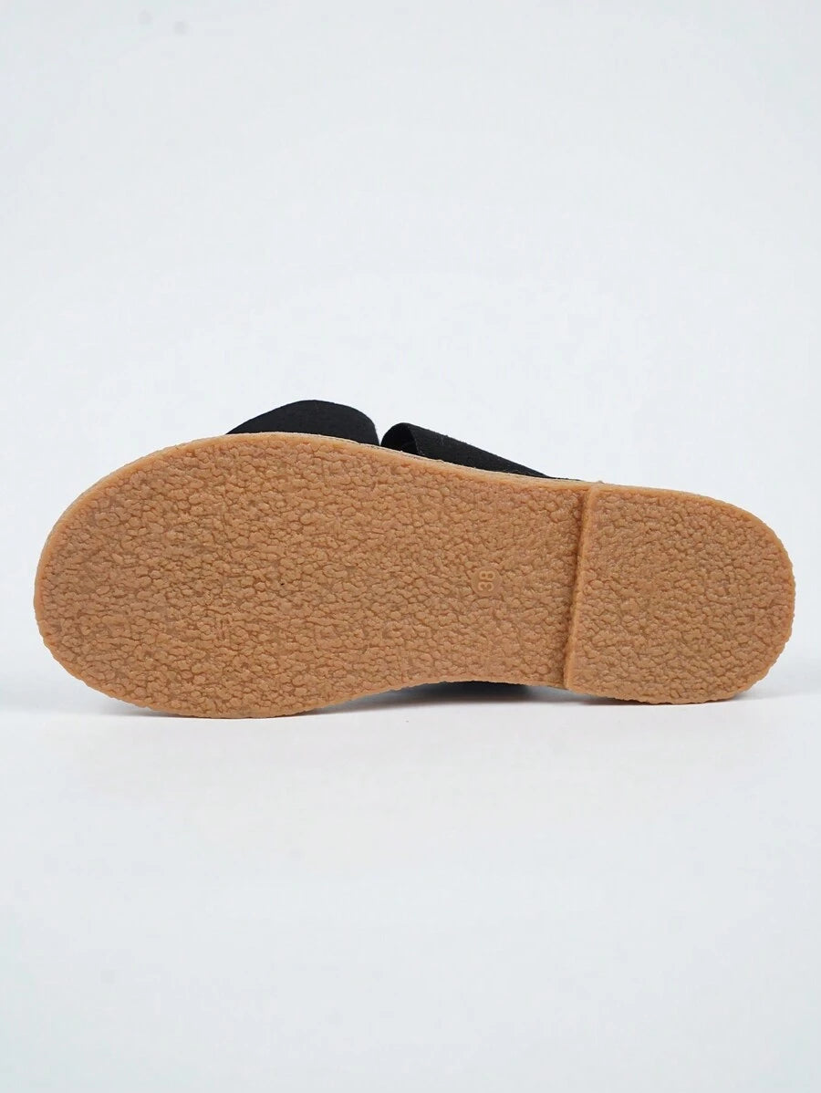 صنادل نسائية