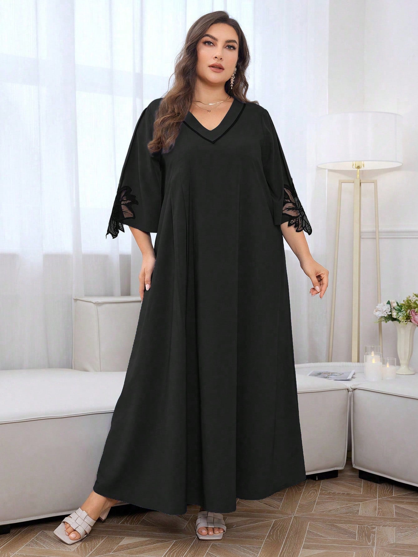 فستان بأكمام طويلة فضفاض متواضع بلون أحادي لحجم كبير للاستخدام اليومي