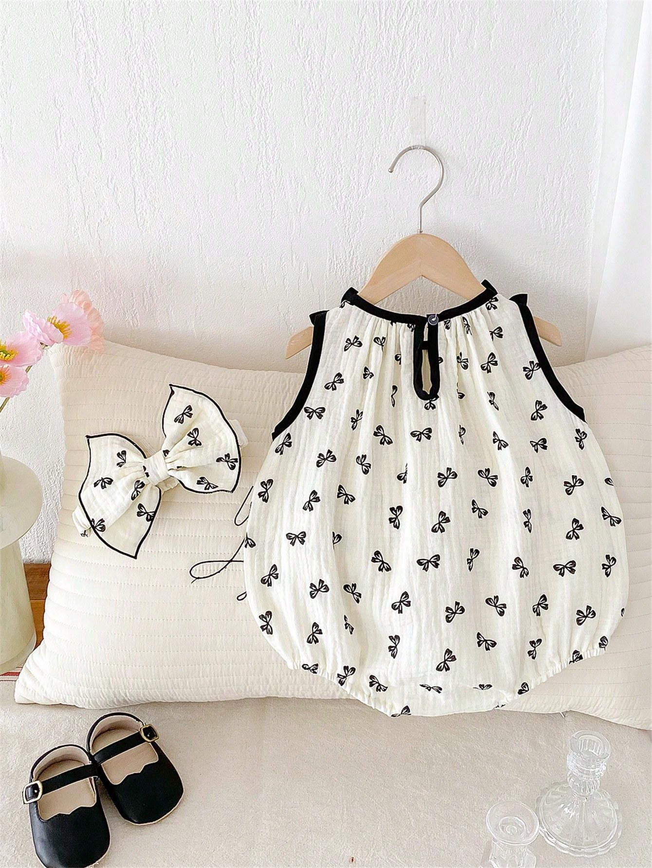 قطعة واحدة بدلة رضع بنات كاجوال بدون أكمام مع طباعة الفراشة وشريطة الرأس، صيف