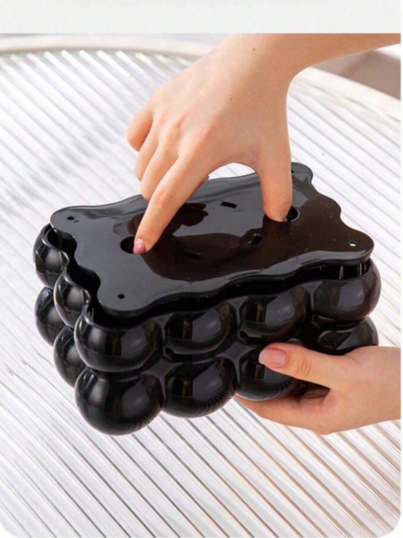 حامل صندوق مناديل