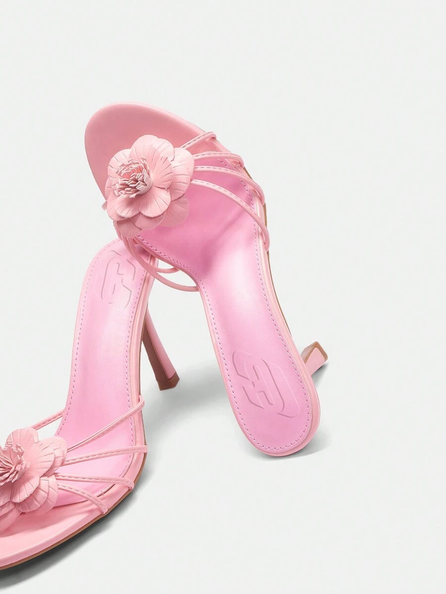 صنادل نسائية