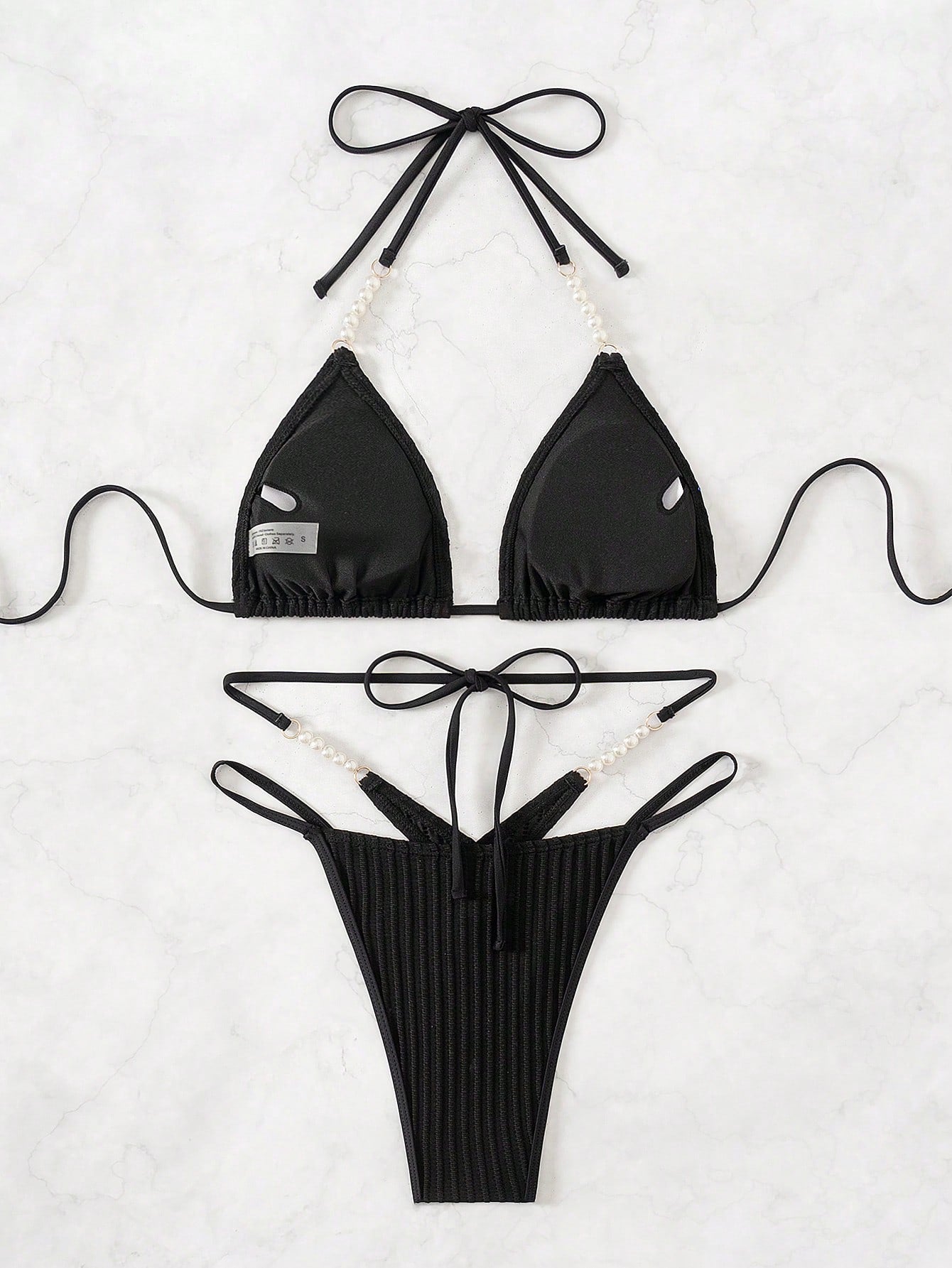 مجموعة بكيني قطعتين عنق عالي من اللون الأحادي للنساء للصيف والشاطئ