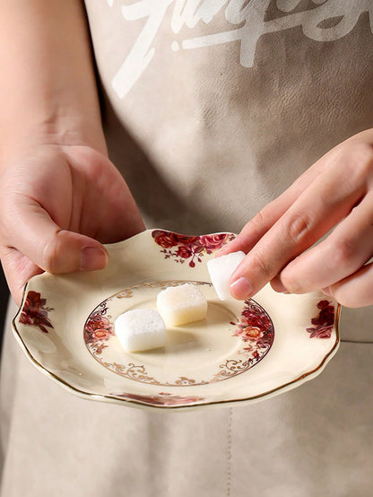 طقم فنجان قهوة وصحن خزفي ذهبي الحافة بطراز الزهور العتيقة، فنجان شاي بأسلوب قصر أوروبي للشاي بعد الظهر، فنجان حليب إفطار