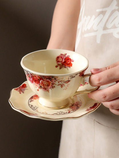 طقم فنجان قهوة وصحن خزفي ذهبي الحافة بطراز الزهور العتيقة، فنجان شاي بأسلوب قصر أوروبي للشاي بعد الظهر، فنجان حليب إفطار