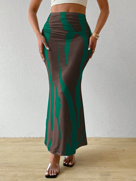 تنانير نسائية