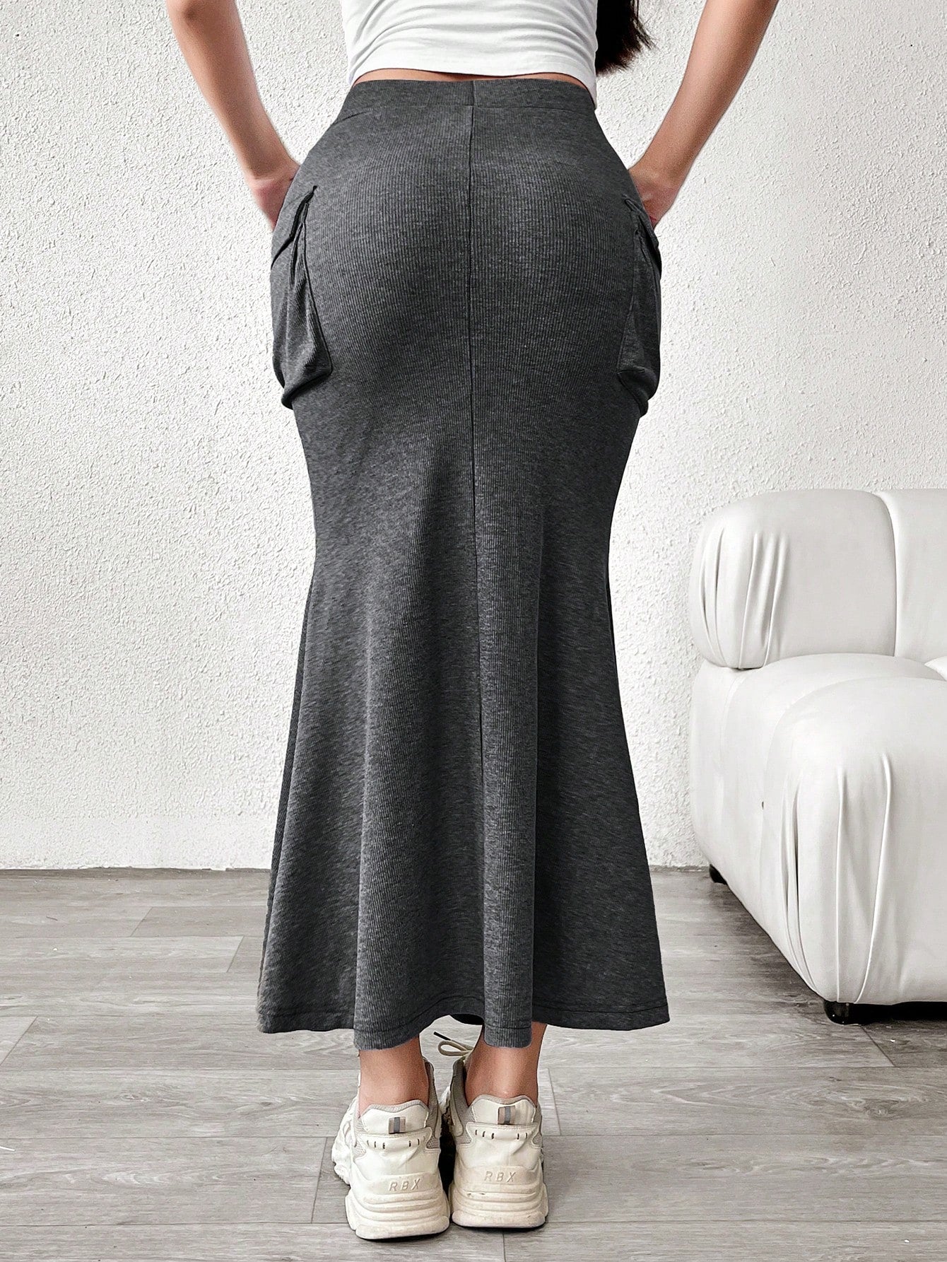 تنانير نسائية