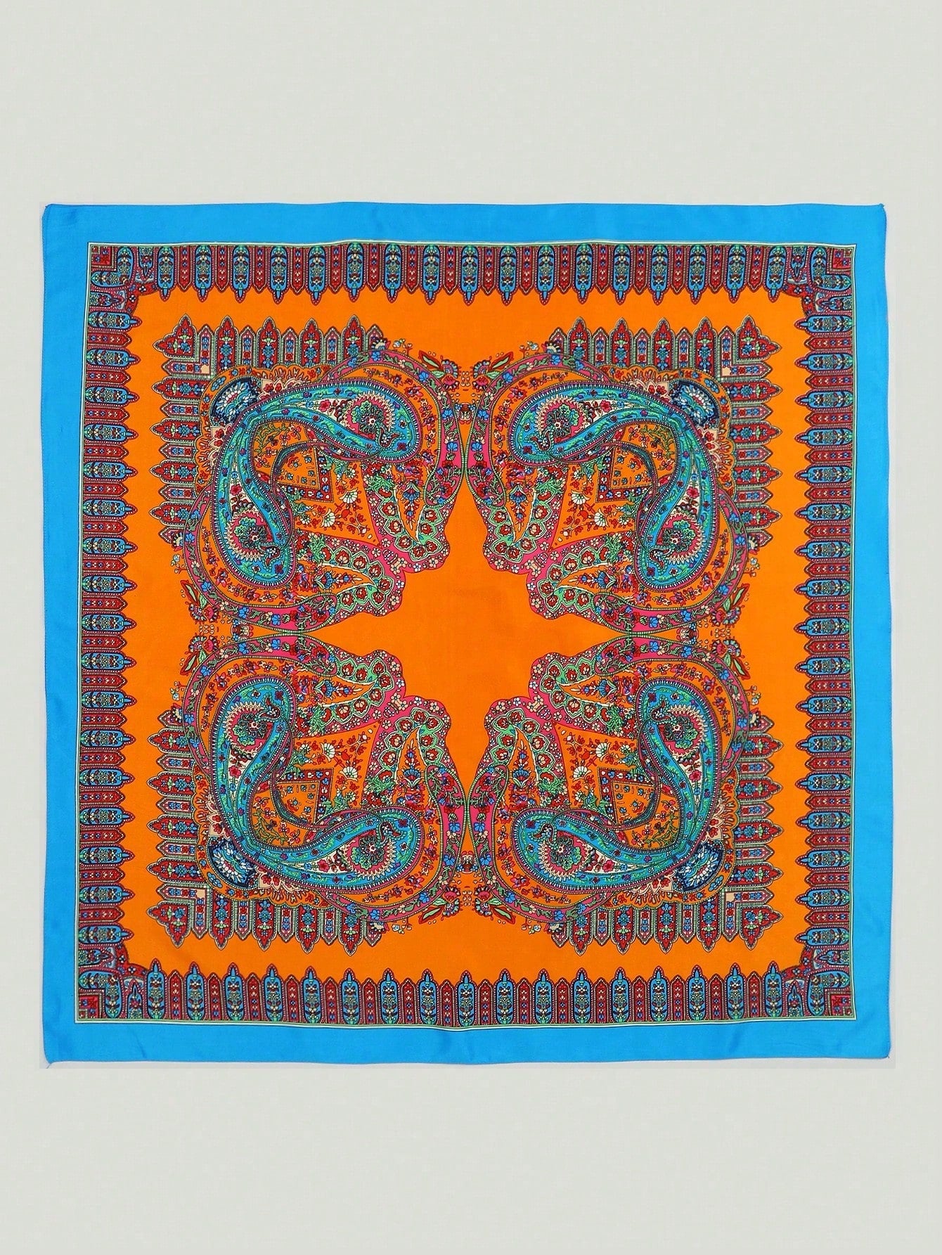 قطعة واحدة من وشاح المرأة المربع المطبوع للحماية من الشمس باندانا