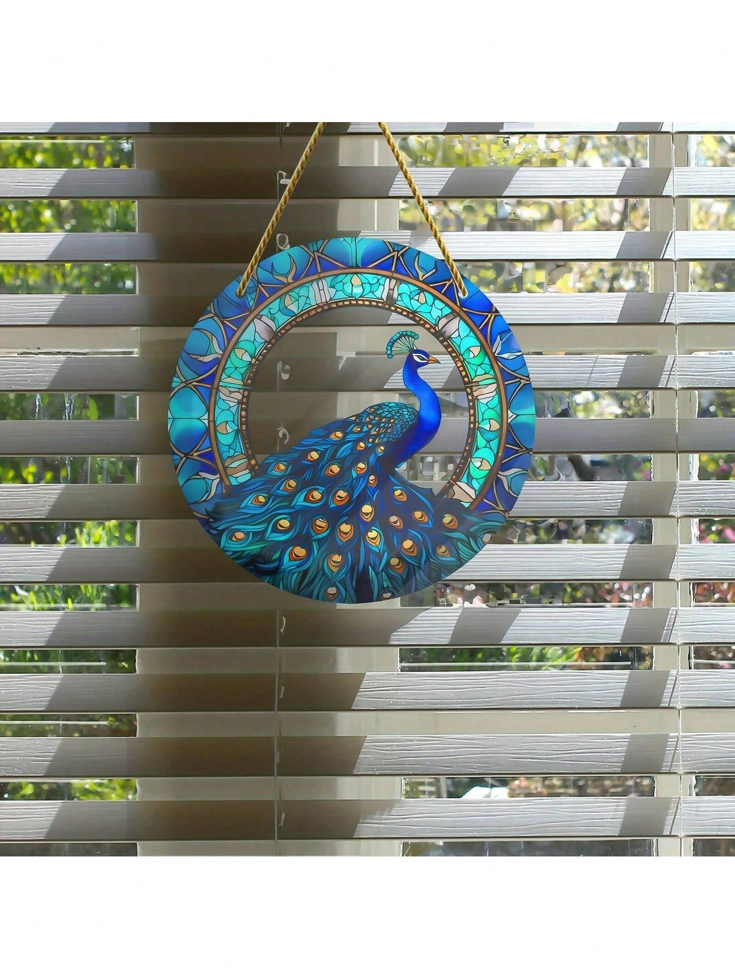 زينة زخرفية معلقة