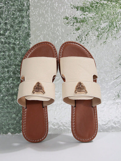 صنادل شرائح مزينة بعنصر معدني بنمط النمر للنساء، صنادل شاطئية مفتوحة الأصبع أنيقة مسطحة للصيف