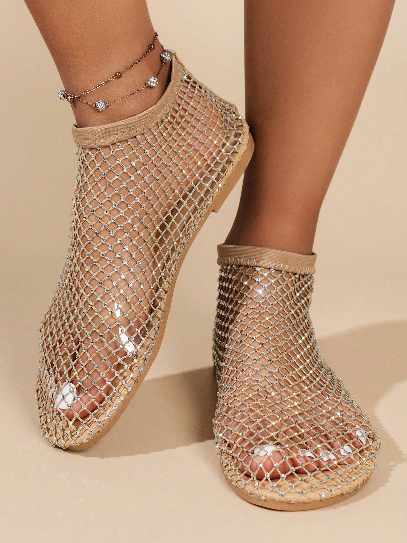 صنادل نسائية مسطحة من الشبكة اللامعة المزينة بالراين،ذهبية لقضاء عطلة الصيف