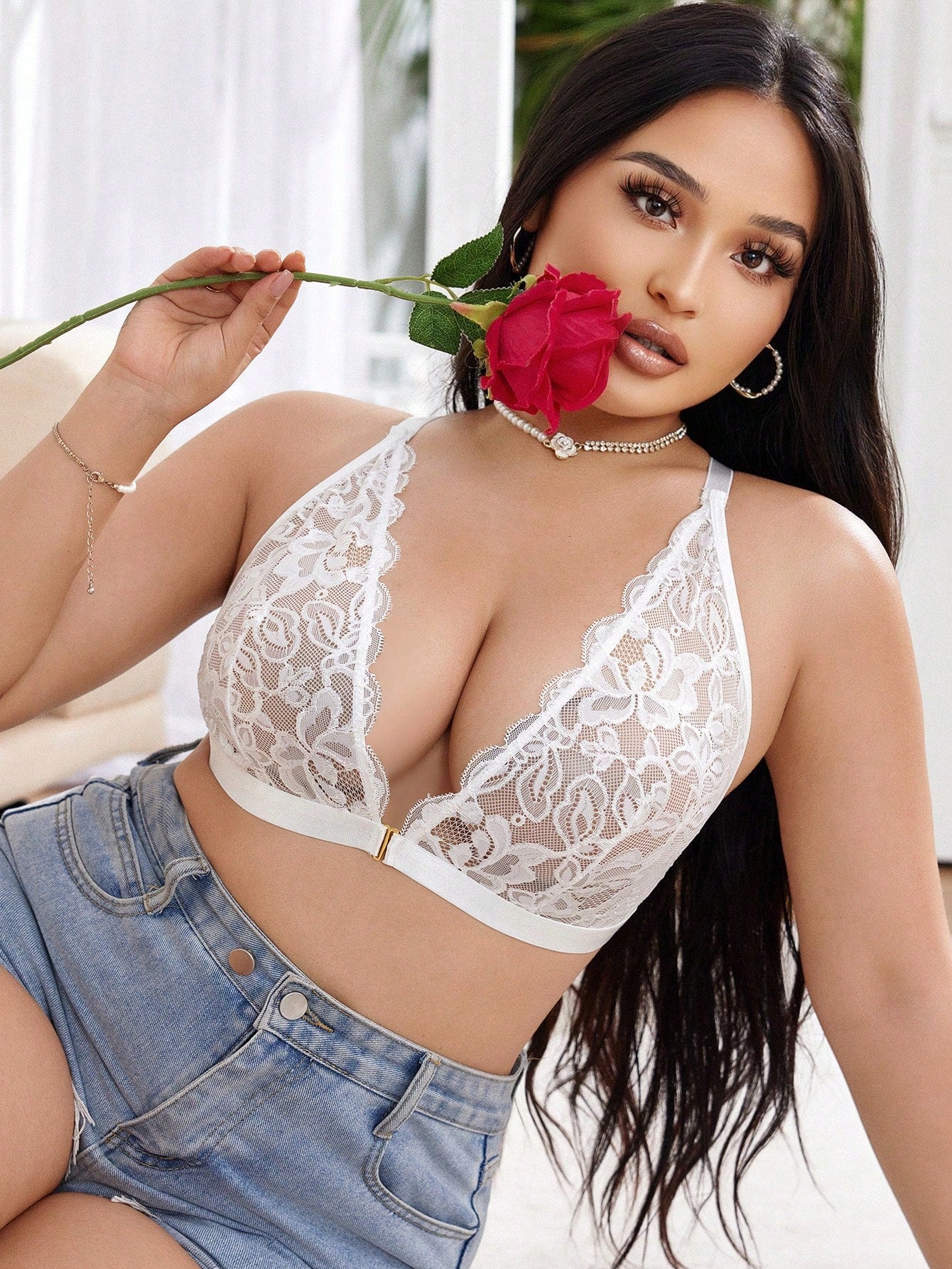 صدرية بدون صلب مع حمالة صدر مقاس كبير