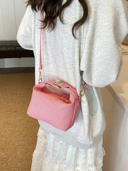 حقيبة دلو عصرية للنساء، حقيبة كتف غير رسمية صغيرة جديدة لصيف 2024، حقيبة كروس عصرية