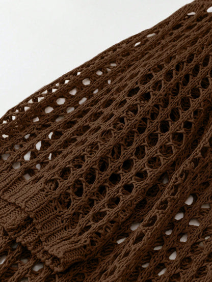 كارديجان ملون أنثوي بحجم كبير ذو تفاصيل بسيطة ومفرغة