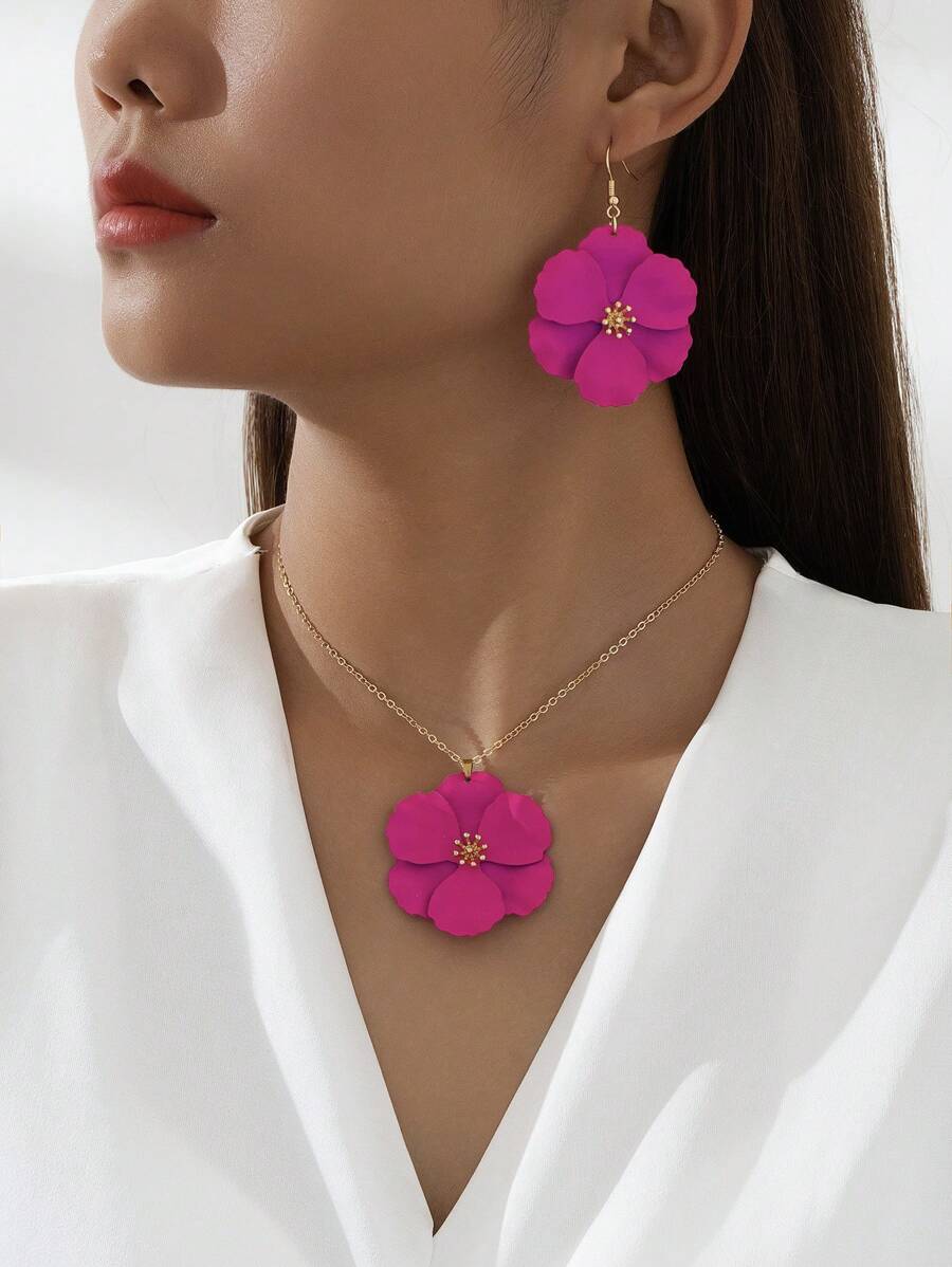 طقم قلادة و أقراط معدنية ملونة متعددة الطبقات