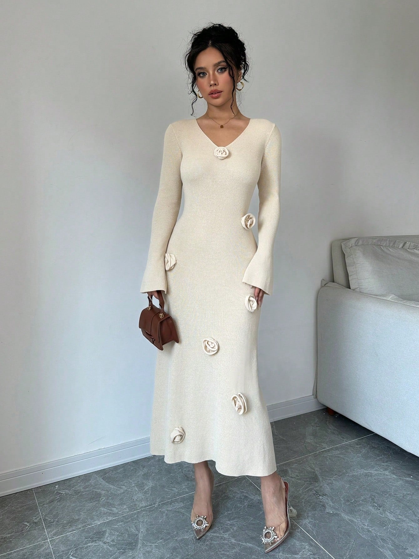 فساتين ثقيلة نسائية مطرز بزهور