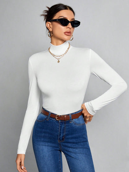 ملابس علوية أبيض عالي الياقة نحيف ذو لون أحادي مناسب للخريف والشتاء