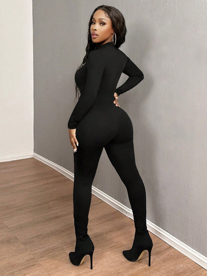 بدلات نسائية