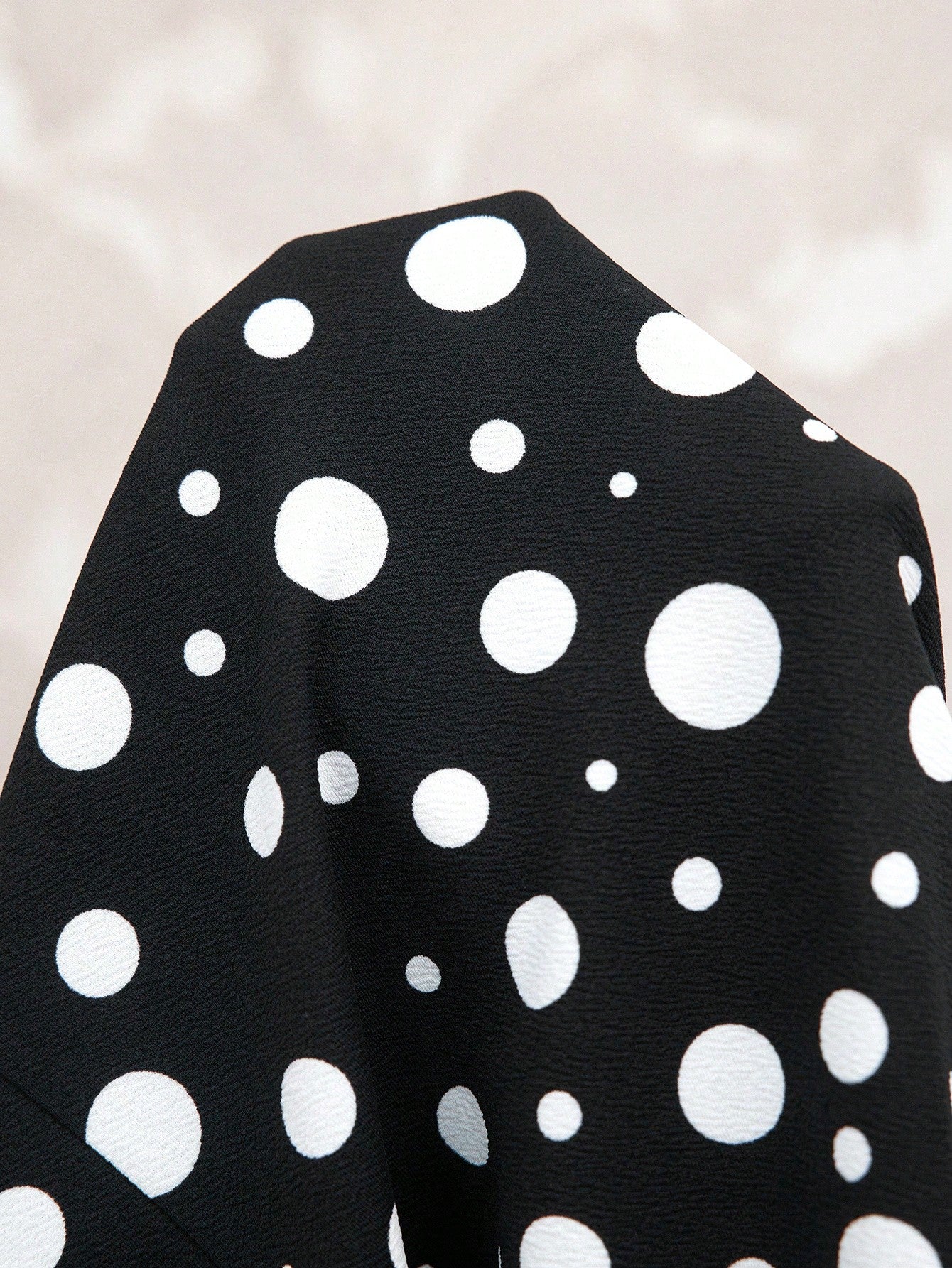 معطف كاجوال نقطي