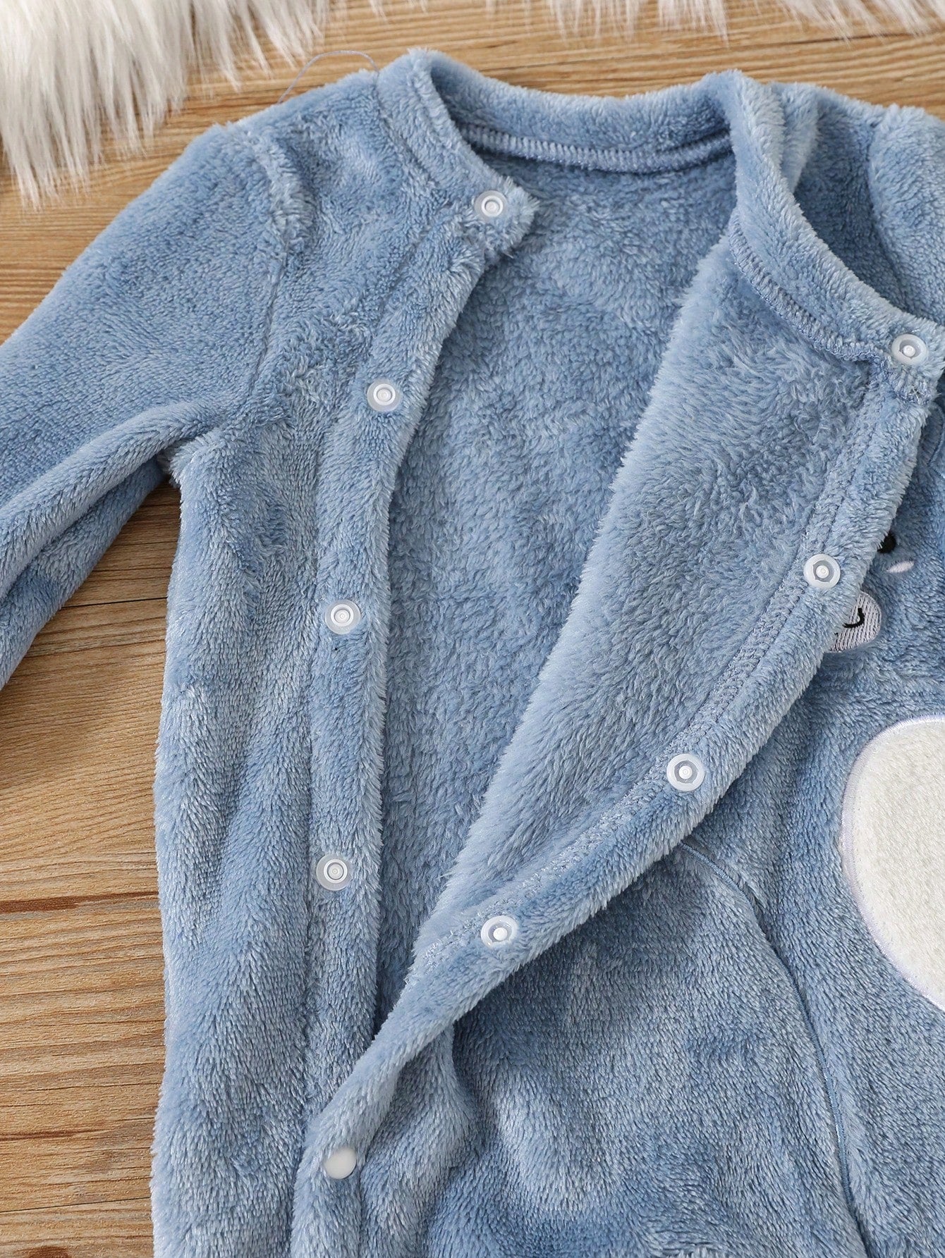 رومبير أطفال حديثي الولادة ذات غطاء أمامي مائل مطرز بشكل دب لطيف ، من الفلانيل ، للخريف والشتاء