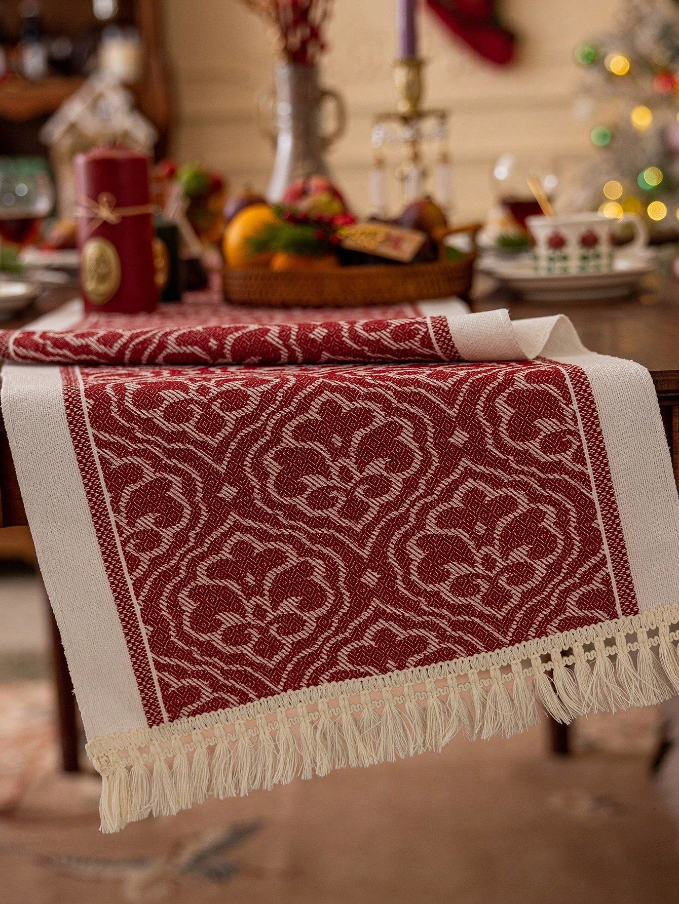 قطعة واحدة من غطاء طاولة مطرز بشراريب حمراء مقاوم للماء، ديكور المنزل والمطبخ وغرفة المعيشة