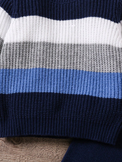 أطقم منسقة ثقيلة طفل صغير