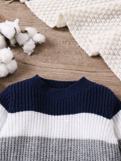 أطقم منسقة ثقيلة طفل صغير